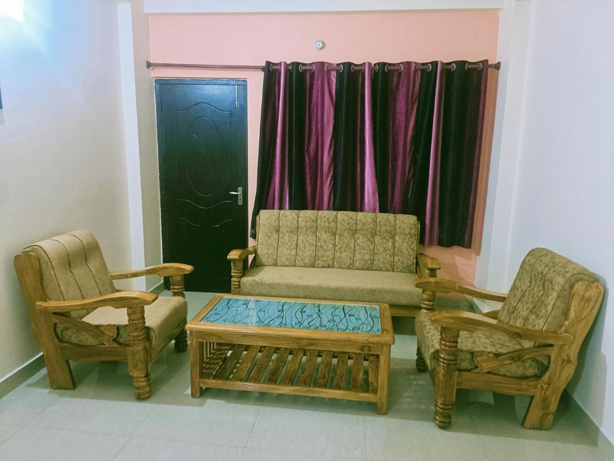 Pretty Garden View Apartment 3Bhk Furnished Flat Near Kashi Vishwanath Temple Varanasi Ngoại thất bức ảnh