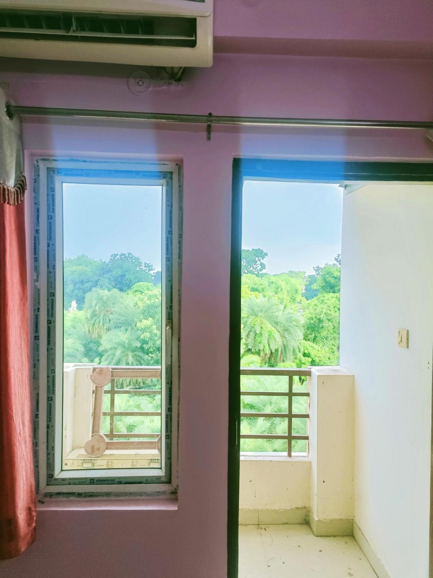 Pretty Garden View Apartment 3Bhk Furnished Flat Near Kashi Vishwanath Temple Varanasi Ngoại thất bức ảnh