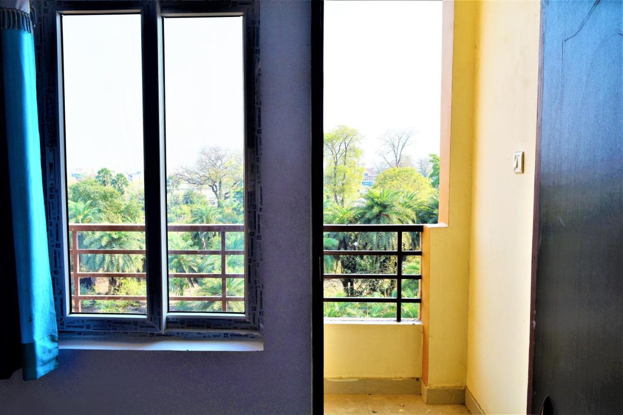 Pretty Garden View Apartment 3Bhk Furnished Flat Near Kashi Vishwanath Temple Varanasi Ngoại thất bức ảnh